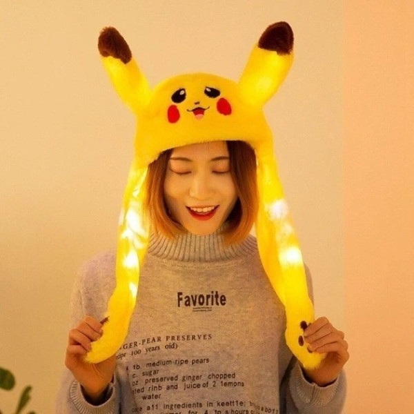 Светящаяся шапка с подвижными ушами Пикачу Pikachu жёлтая для весны и осени