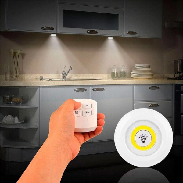 Комплект из 3 накладных LED светильников с пультом управления и таймером