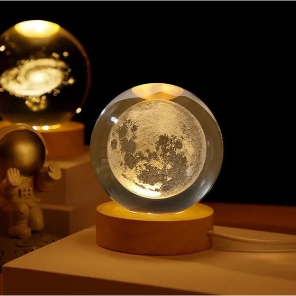 Світильник Місяць 3D з LED-підсвіткою й USB/акулярний нічник на дерев'яній підставці