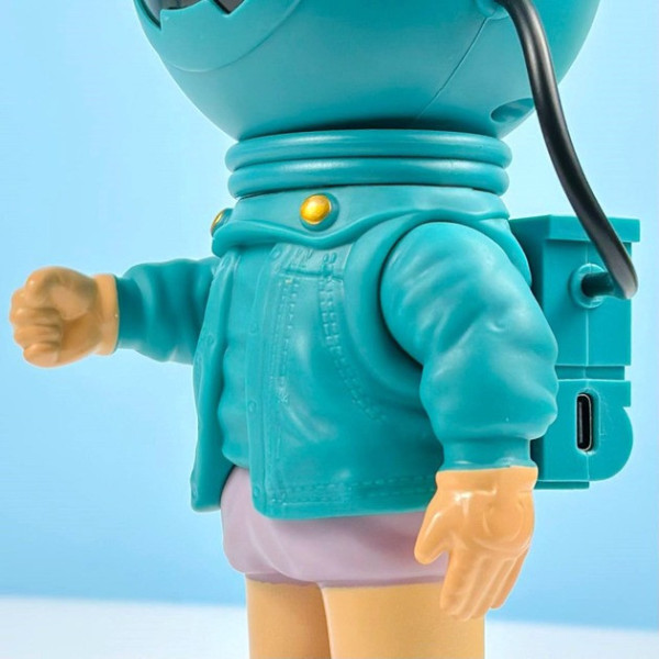 Ночник-проектор Astronaut Lamp K2301 с заменяемыми картриджами для настенного крепления