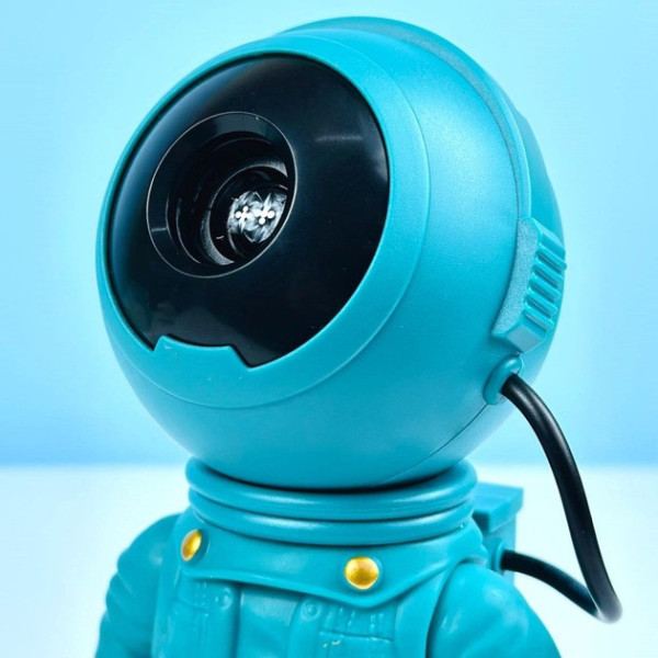 Ночник-проектор Astronaut Lamp K2301 с заменяемыми картриджами для настенного крепления