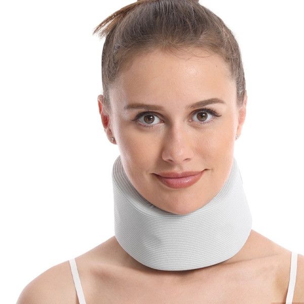 Бандаж XL-606 ортопедичний для шиї з виїмкою під підборіддя, зручна фіксація