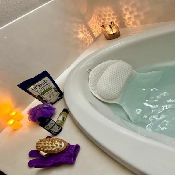 Ортопедическая подушка для ванны с присосками Bathtub Pillow 106 для поддержки головы и сидения