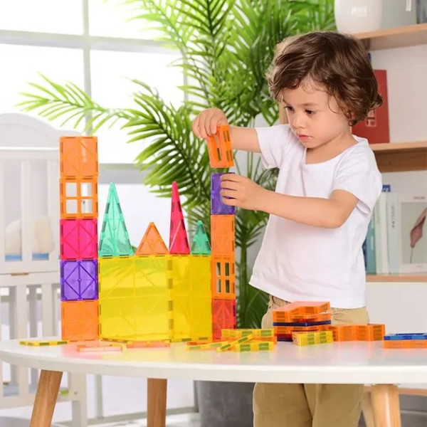 Конструктор магнітний 110 деталей Magnetic, 3D розвивальний набір для дітей, різнобарвний