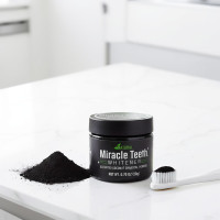 Вибілювач зубів Miracle Teeth Whitener чорна вибілювальна зубна паста