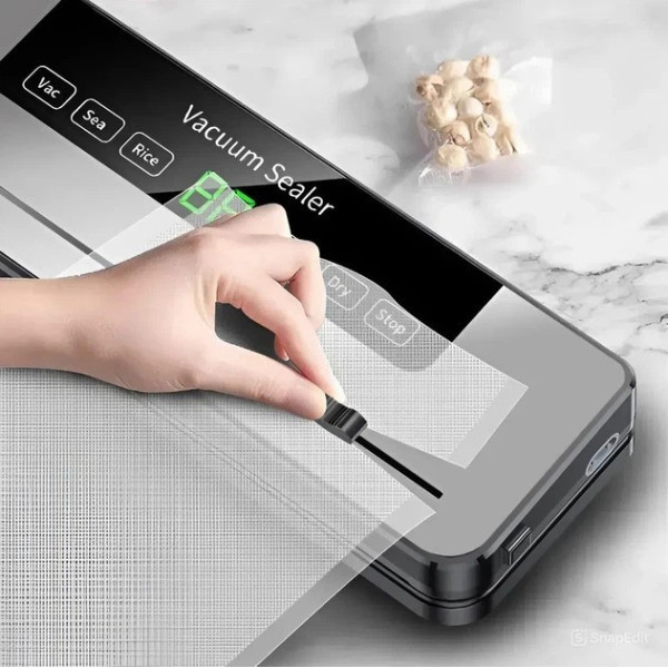 Вакуумный упаковщик для продуктов с LED экраном и встроенным ножом для хранения сухих продуктов