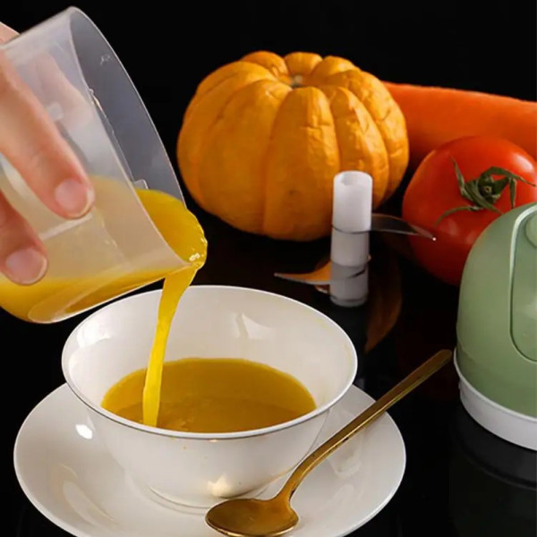 Мини-измельчитель Portable Food Processor 250 мл 80 Вт аккумуляторный USB с ножами из нержавеющей стали зеленый