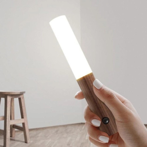 Фонарь настенный аккумуляторный W-52 LED с датчиком движения USB магнитное крепление теплый свет