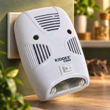 Ультразвуковой отпугиватель мышей и насекомых Riddex Quad Pest Repelling Aid для помещений от сети 220 В